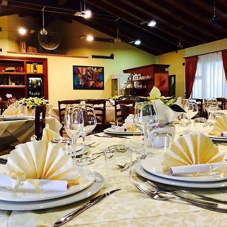 Antica Pieve Hotel Filattiera Bagian luar foto