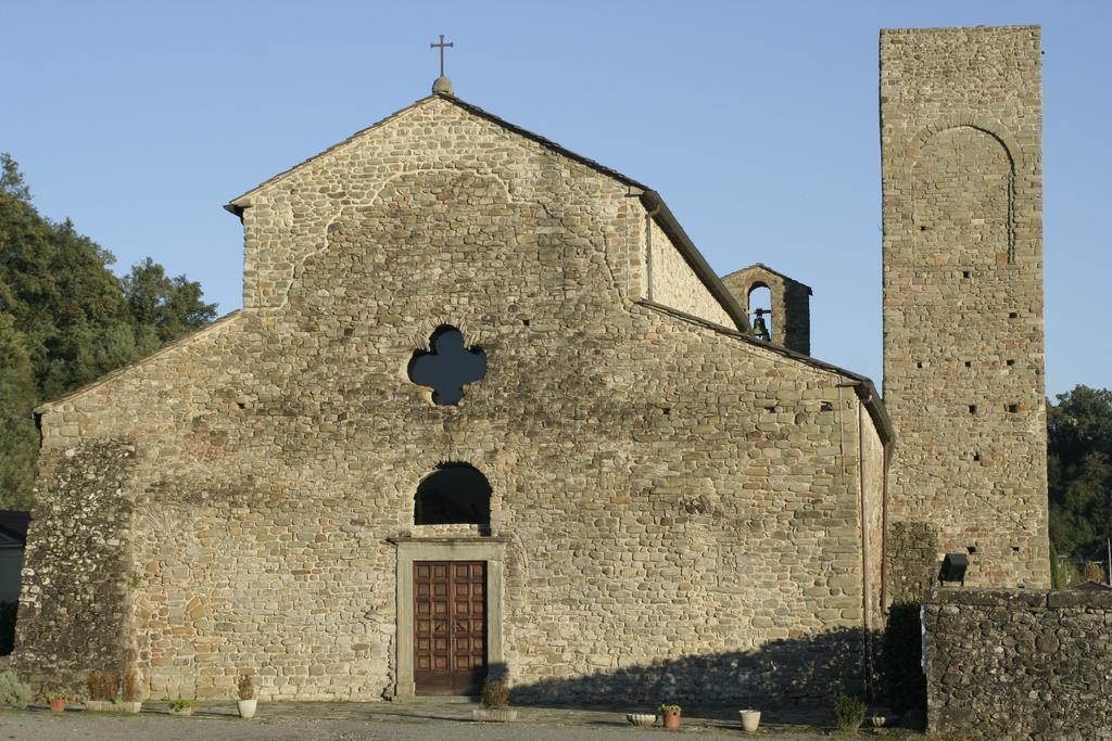 Antica Pieve Hotel Filattiera Bagian luar foto